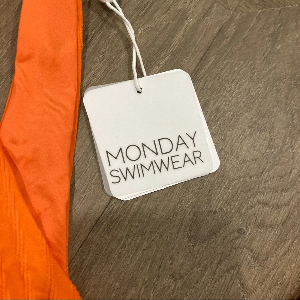 NWT Monday Swimwear Cabo San Lucus Top in Persimmon Jacquard